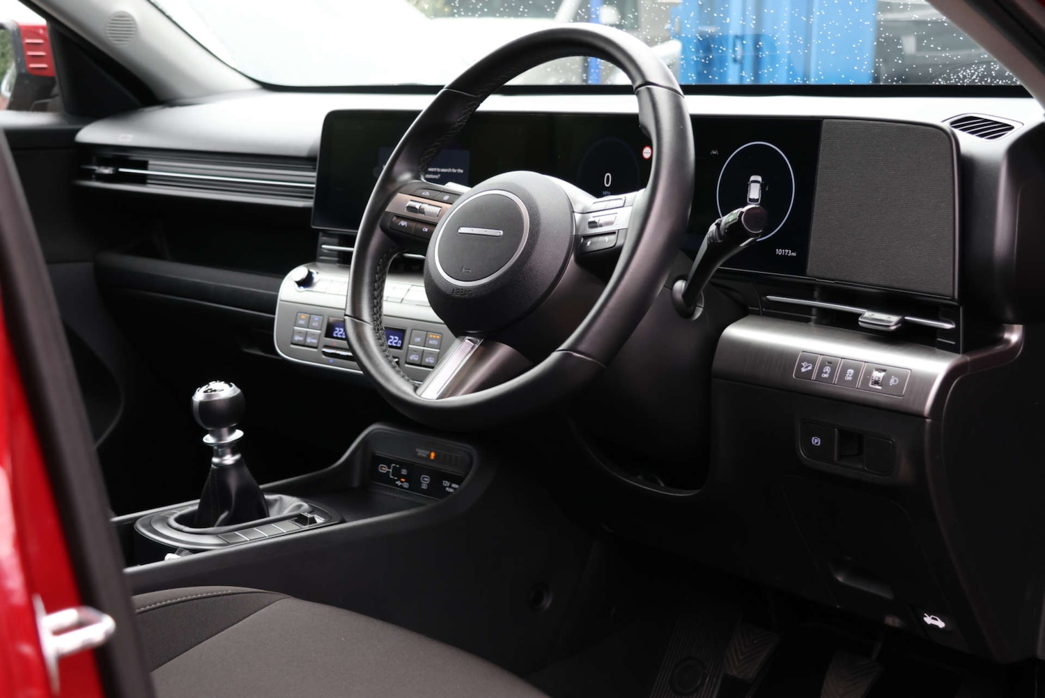 Used Hyundai KONA 2023 for sale - 77629530: Photo 4