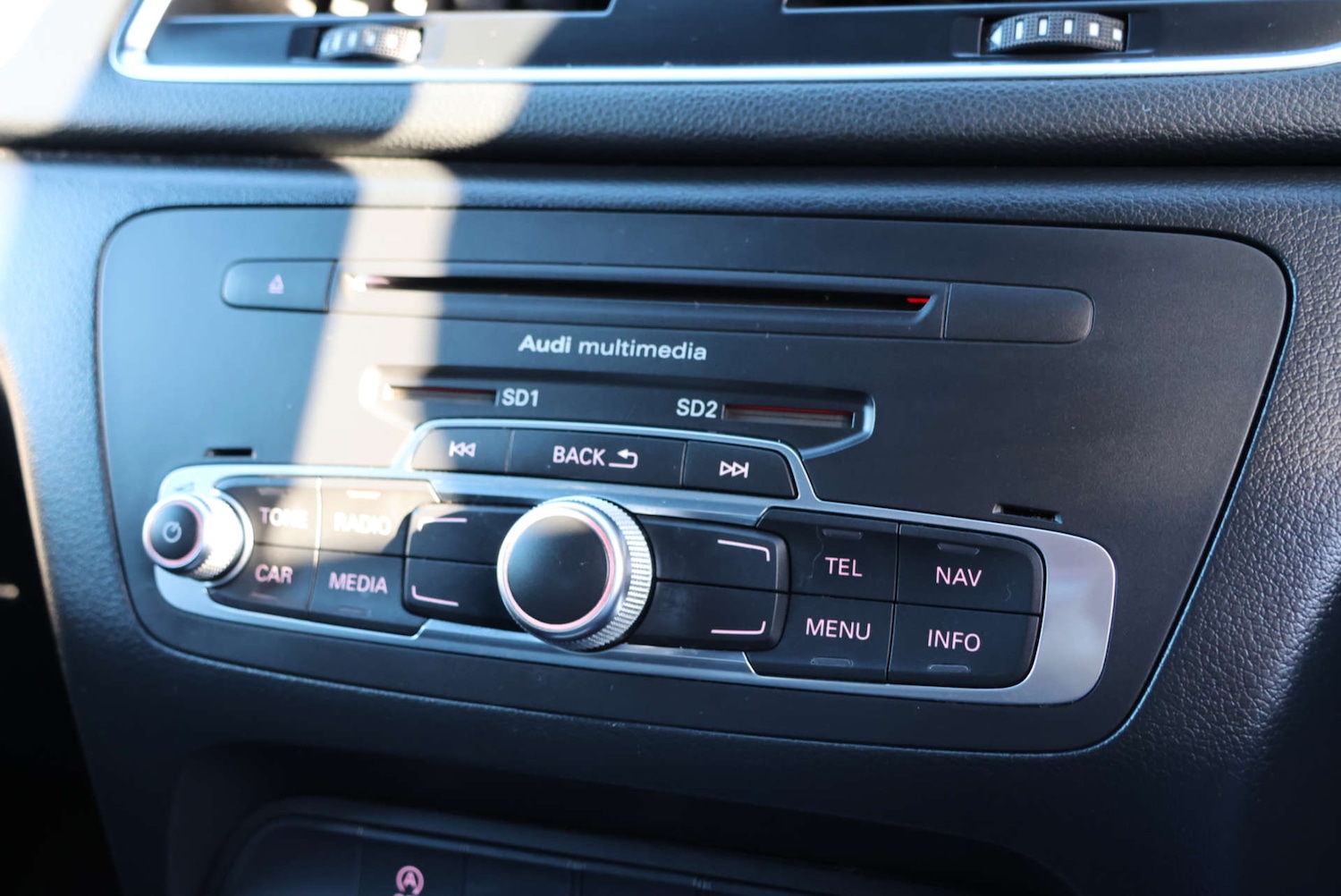 Used Audi Q3 2014 for sale - 77094953: Photo 18