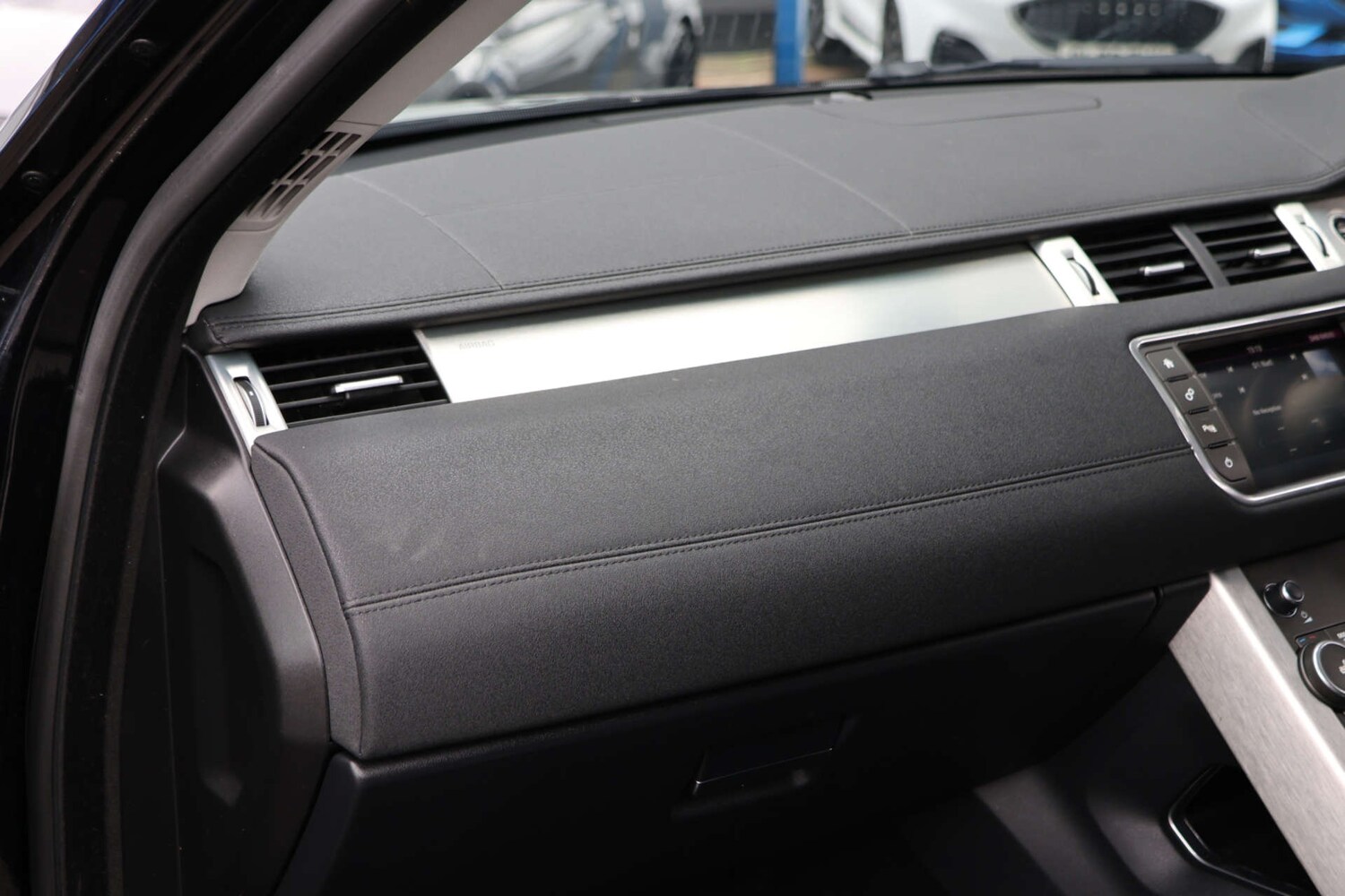 Used Land Rover Range Rover Evoque 2018 for sale - 78111362: Photo 12