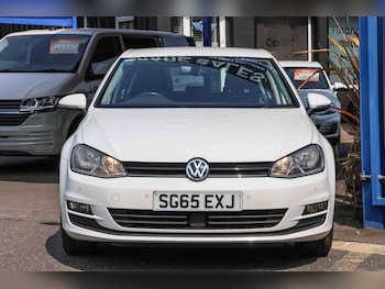 Used Volkswagen Golf 2015 for sale - 79301159: Photo