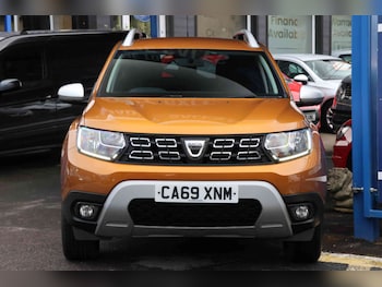 Used Dacia Duster 2020 for sale - 77368253: Photo