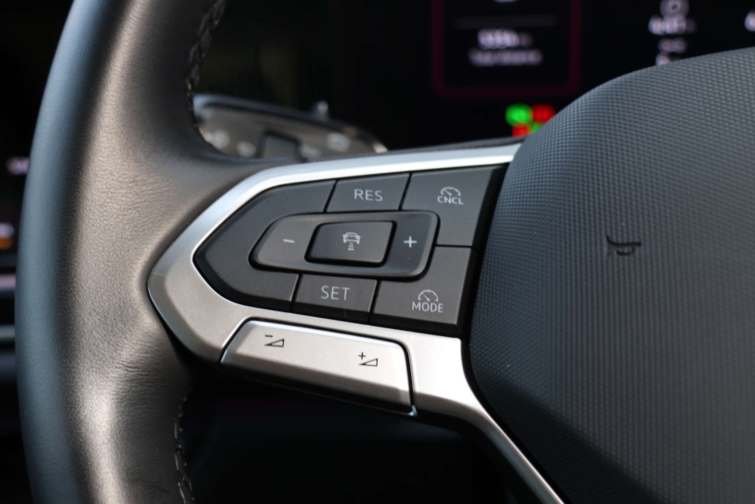 Used Volkswagen Tiguan 2024 for sale - 76304406: Photo 22