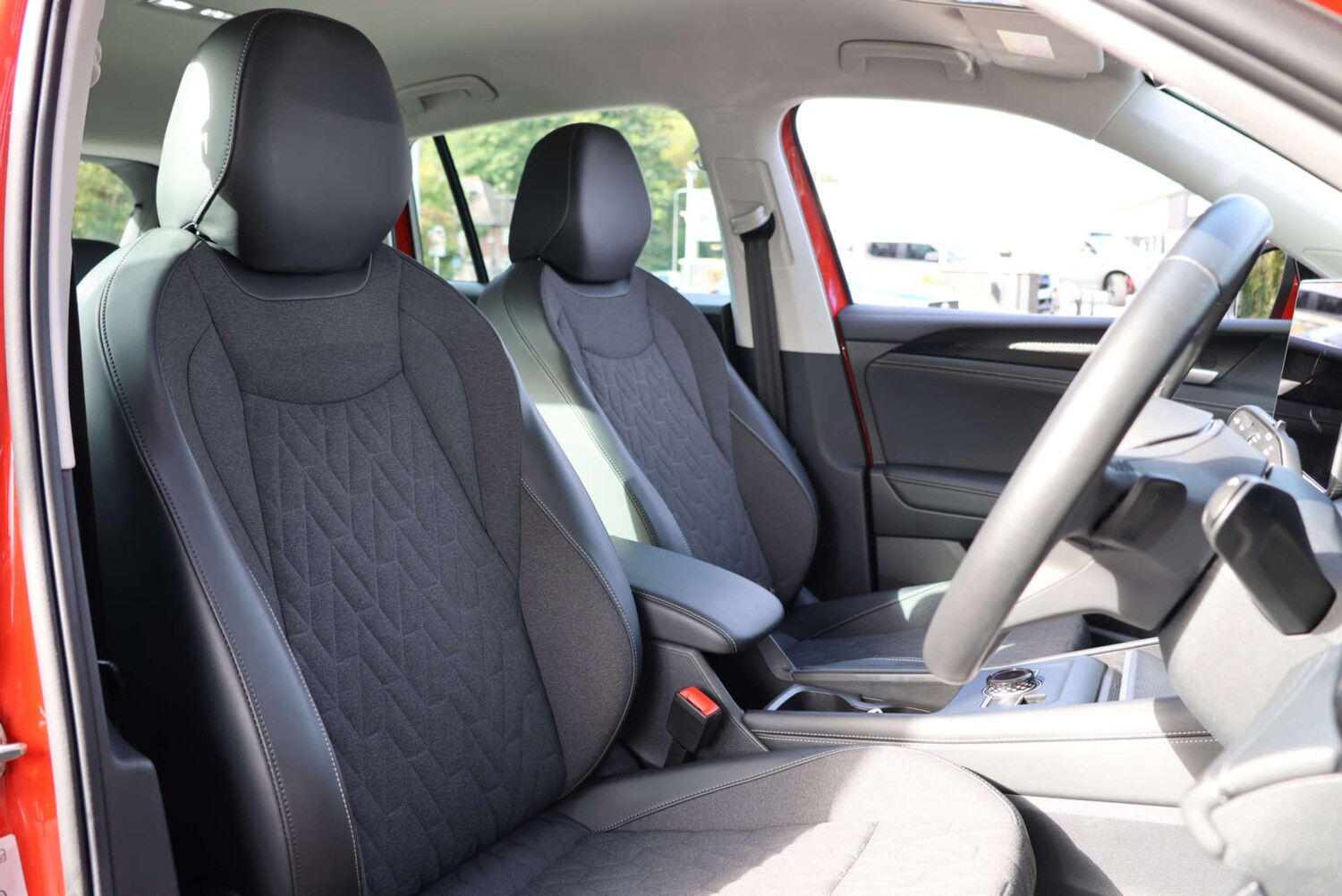 Used Volkswagen Tiguan 2024 for sale - 76304406: Photo 5