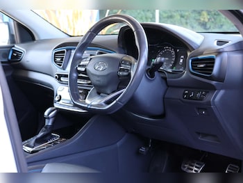 Used Hyundai IONIQ 2018 for sale - 76278605: Photo