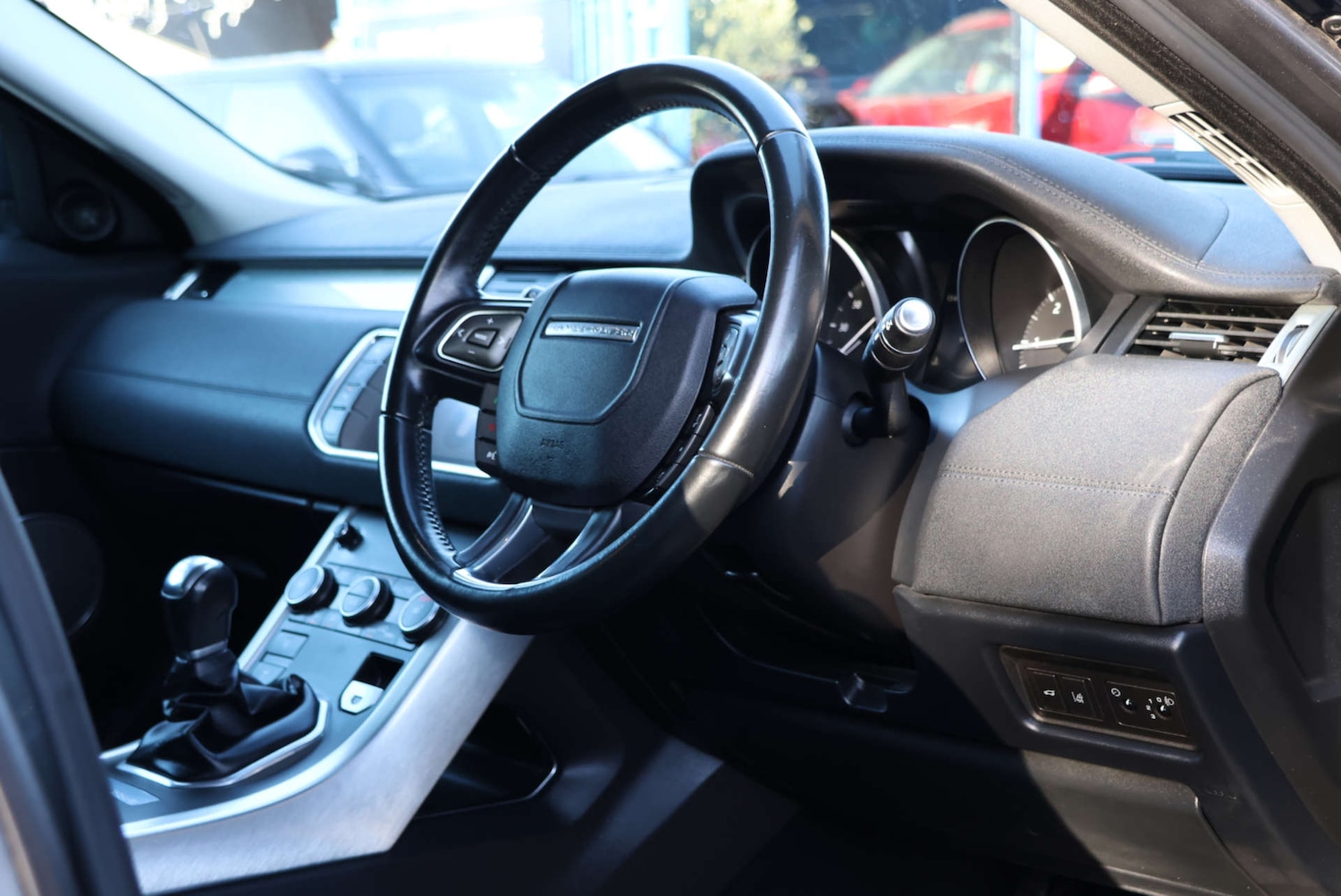 Used Land Rover Range Rover Evoque 2017 for sale - 76642952: Photo 4