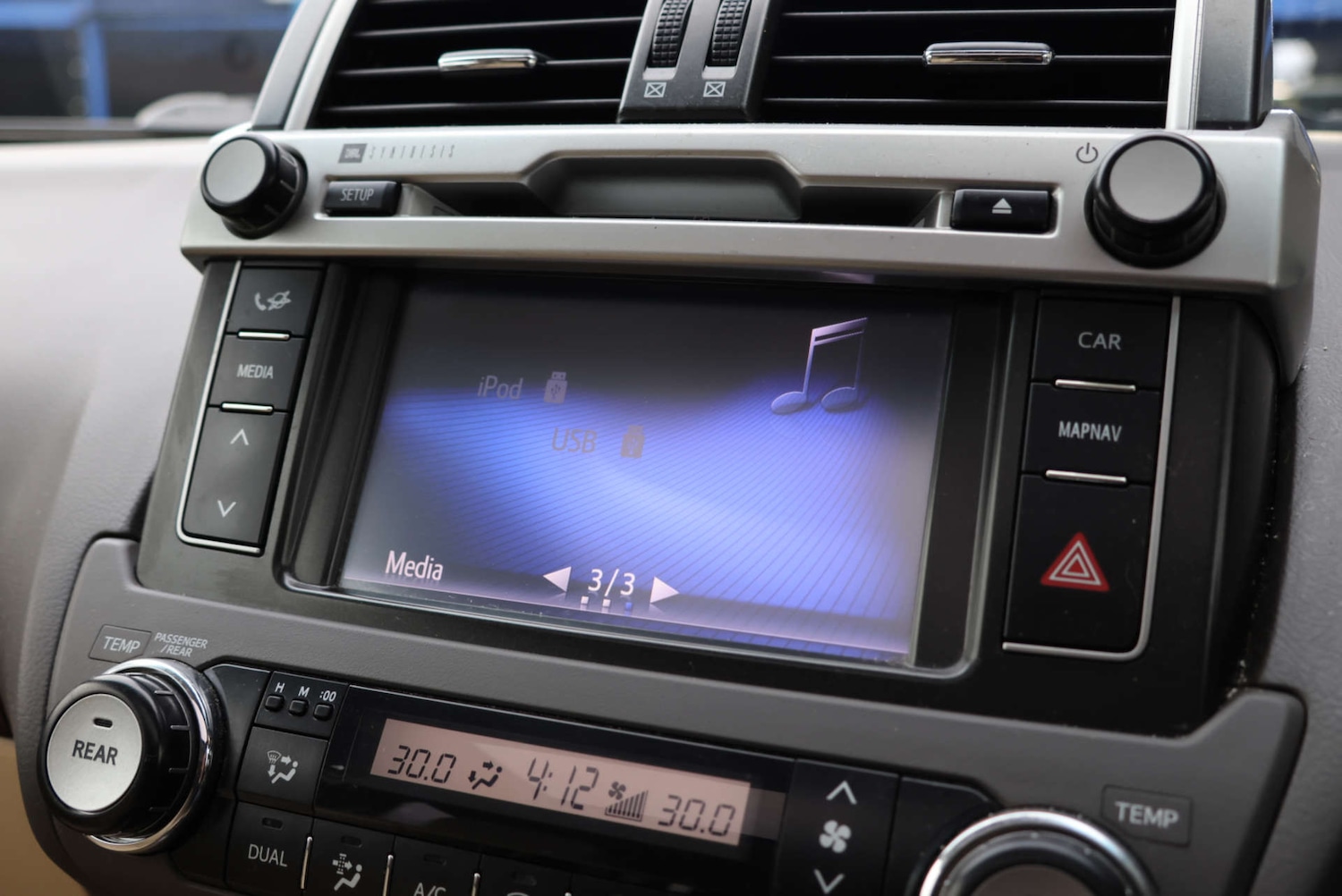 Used Toyota Land Cruiser 2016 for sale - 77118052: Photo 45