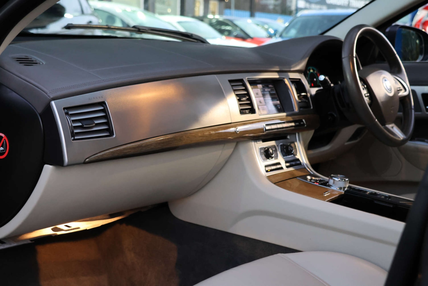 Used Jaguar XF 2012 for sale - 77022384: Photo 11