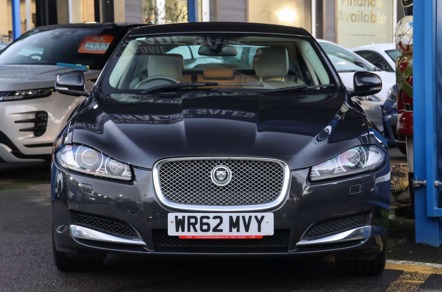 Used Jaguar XF 2012 for sale - 77022384: Photo 3