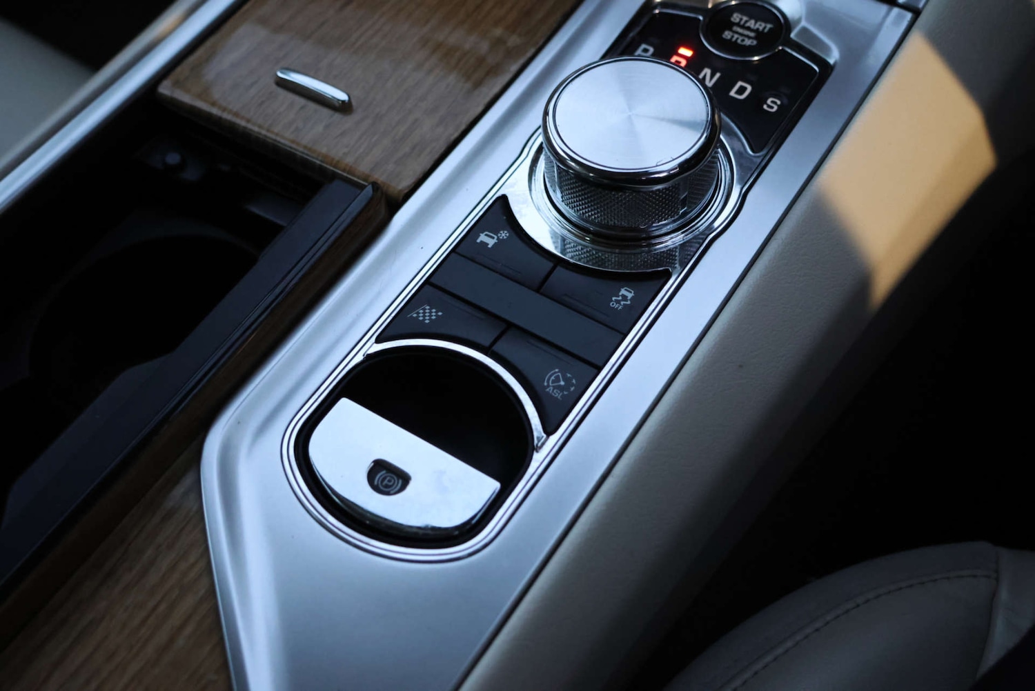 Used Jaguar XF 2012 for sale - 77022384: Photo 30