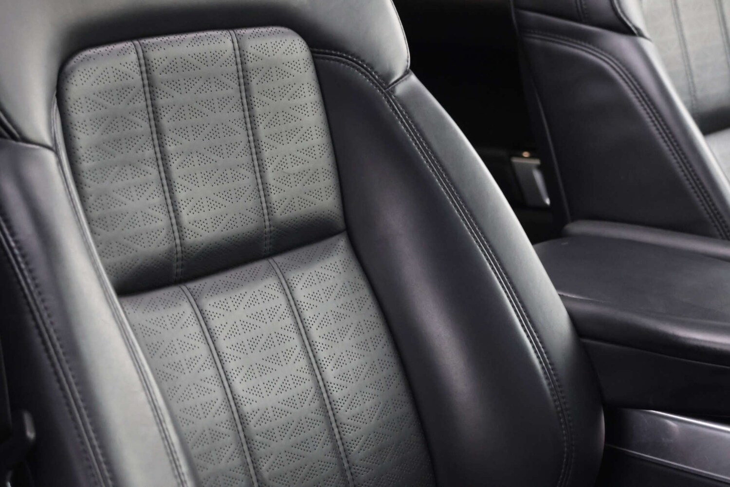 Used Land Rover Range Rover Sport 2018 for sale - 77420213: Photo 8