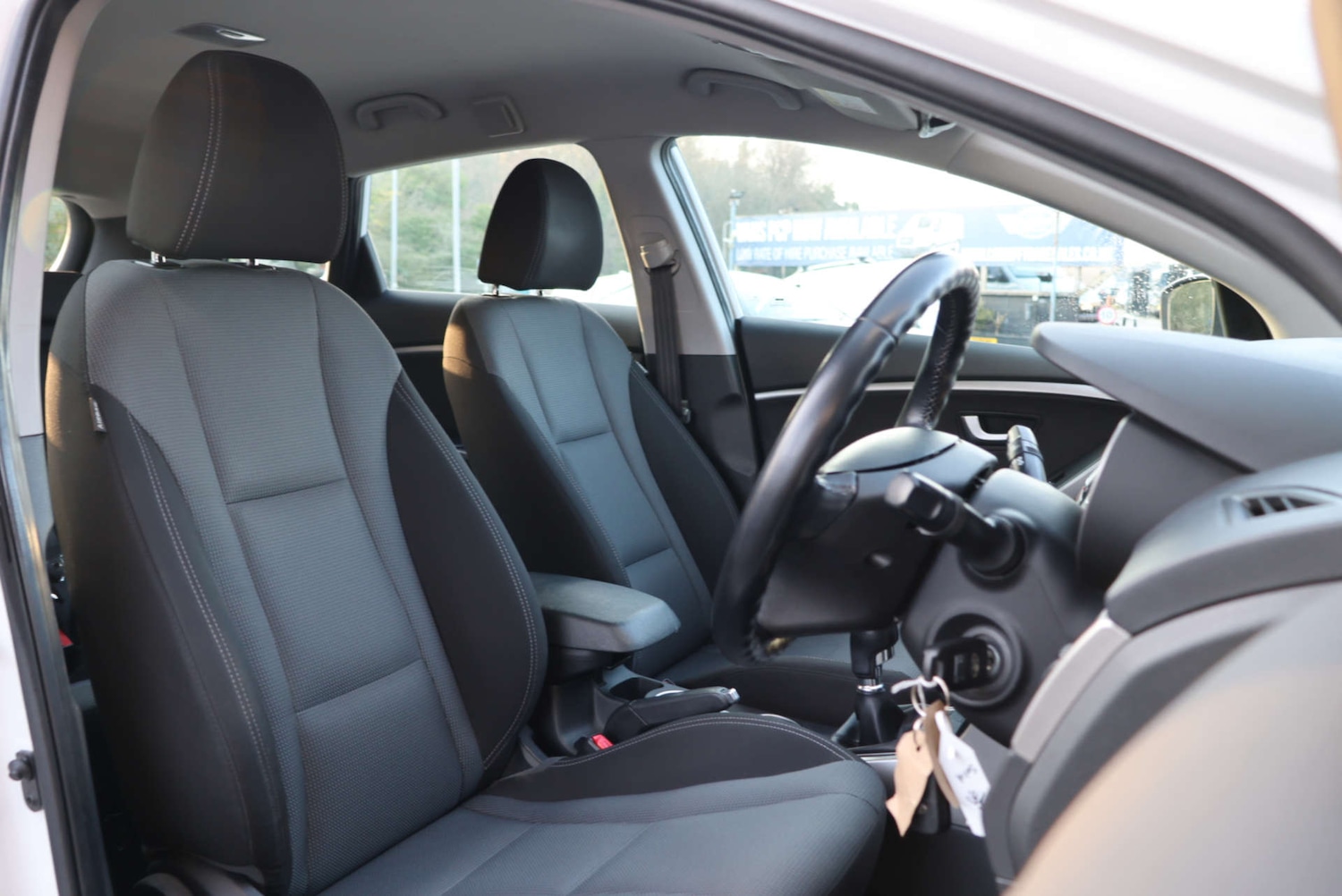 Used Hyundai i30 2015 for sale - 77749105: Photo 5