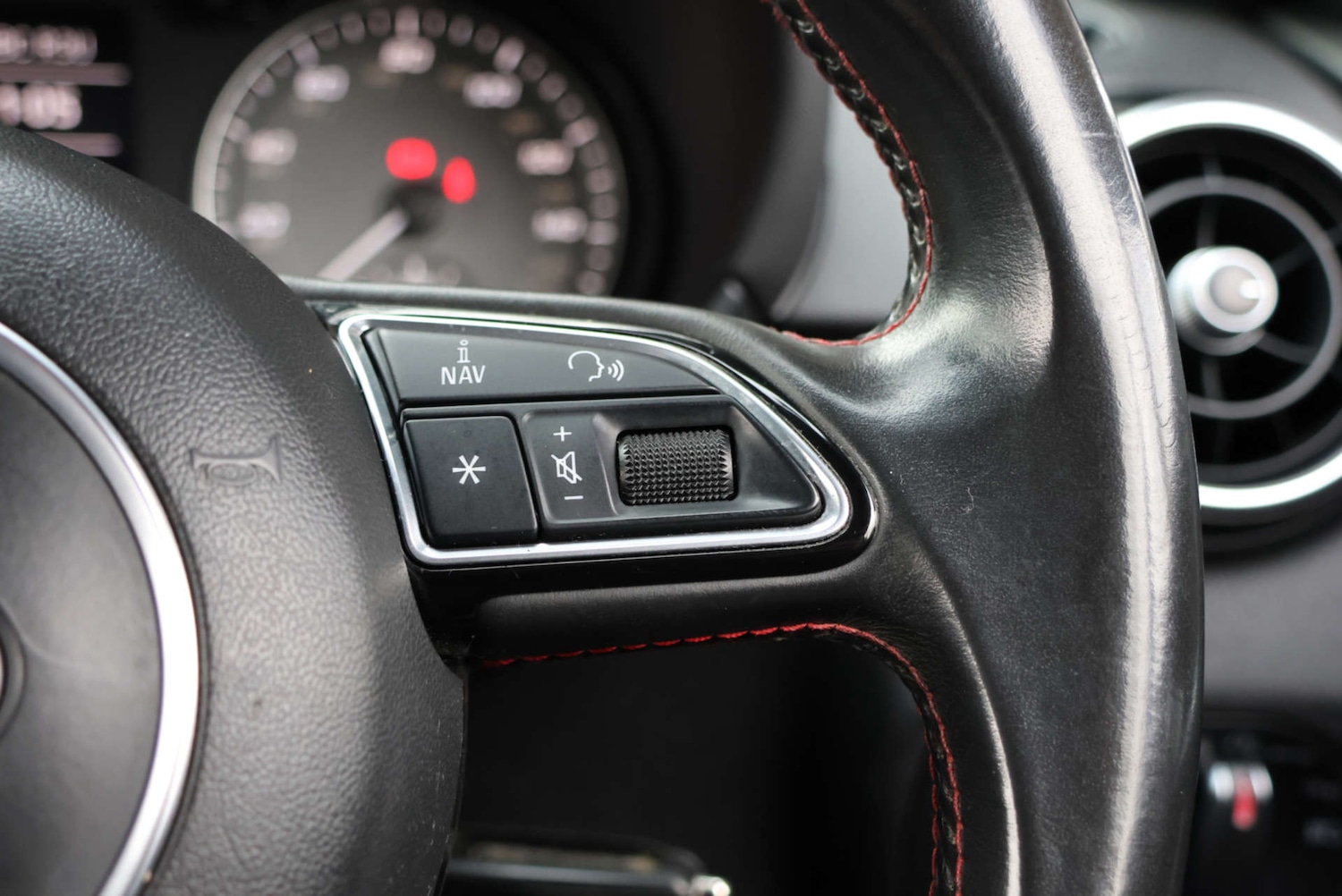 Used Audi A1 2014 for sale - 76980026: Photo 35