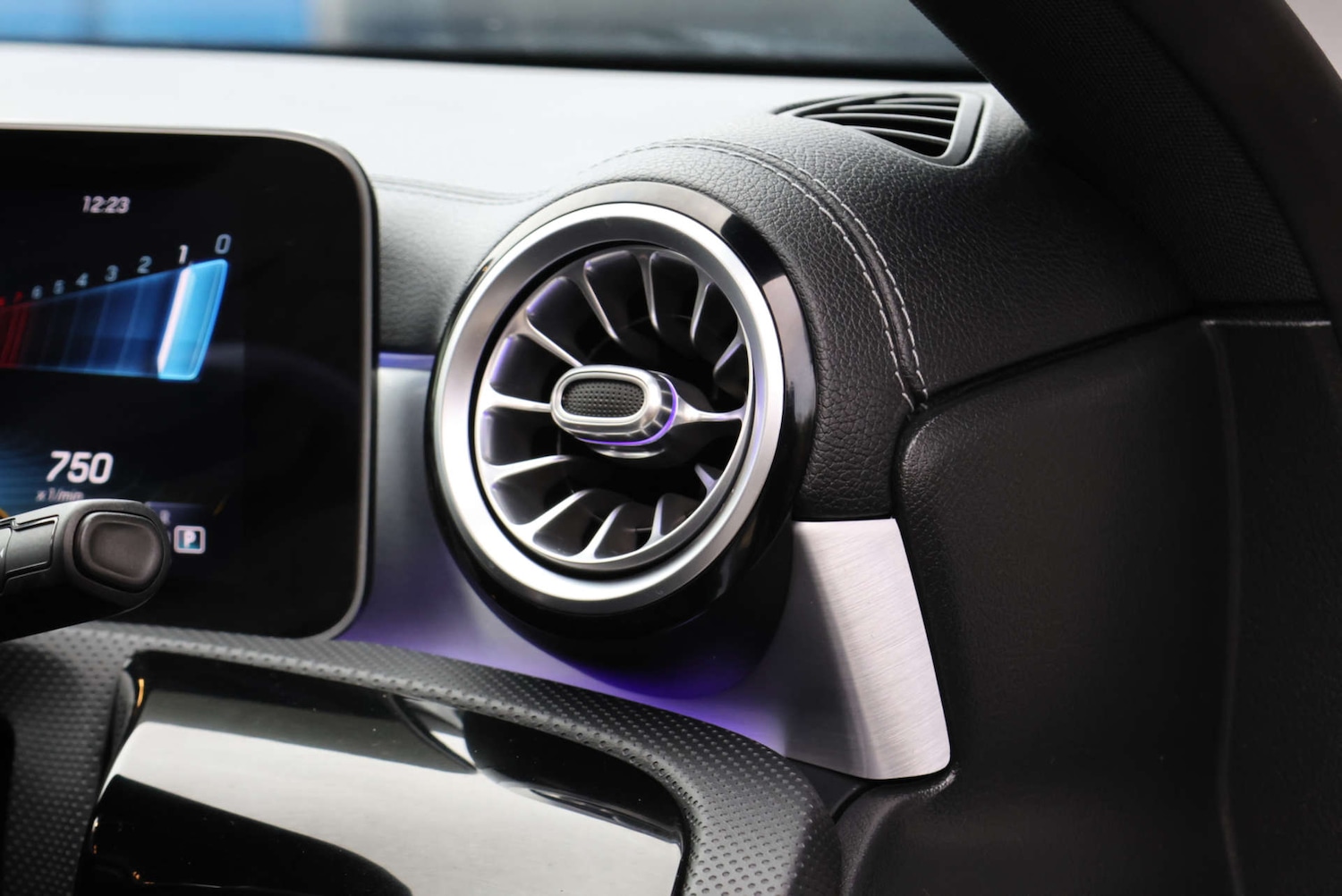 Used Mercedes-Benz A-Class 2019 for sale - 76509351: Photo 27