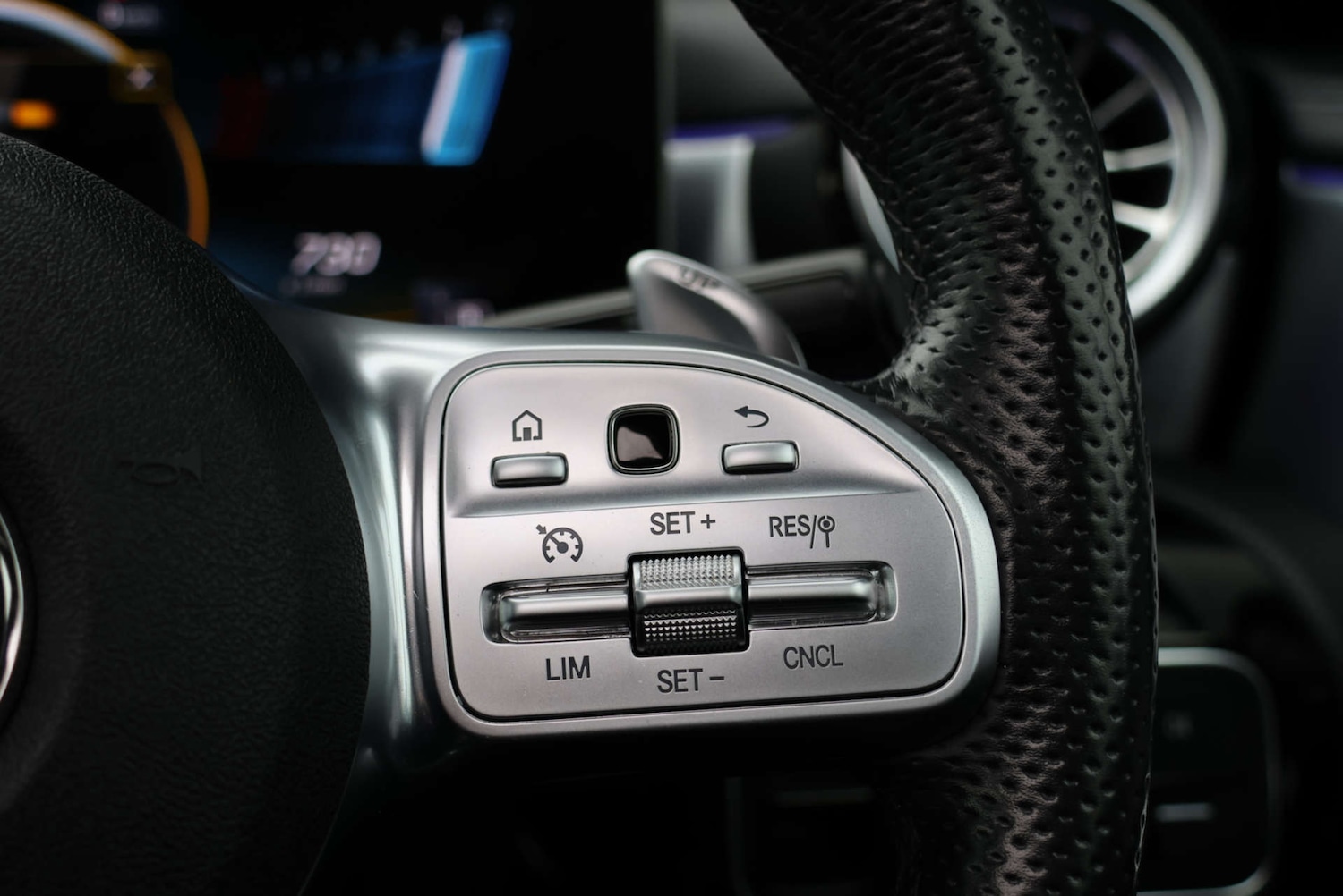 Used Mercedes-Benz A-Class 2019 for sale - 76509351: Photo 36