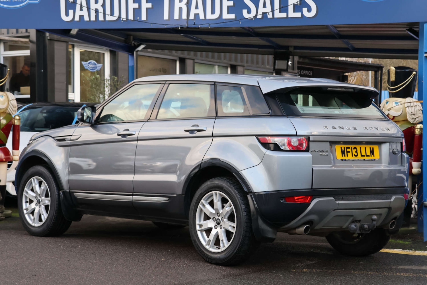 Used Land Rover Range Rover Evoque 2013 for sale - 76910560: Photo 11