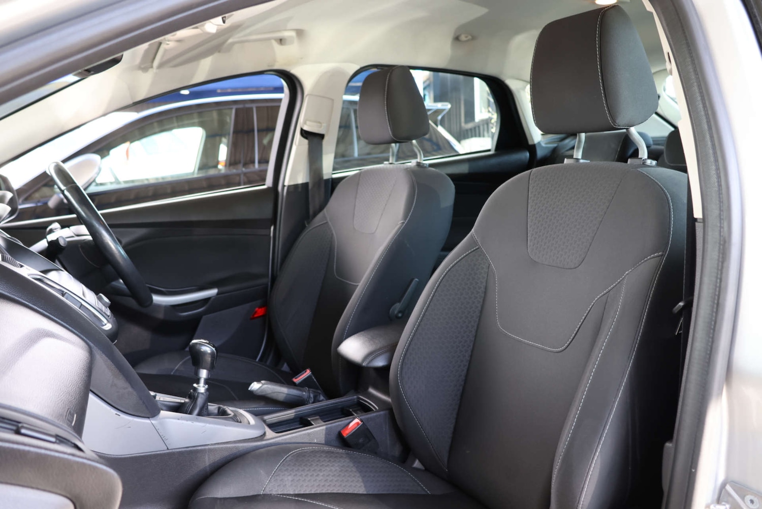 Used Ford Focus 2016 for sale - 76068163: Photo 8