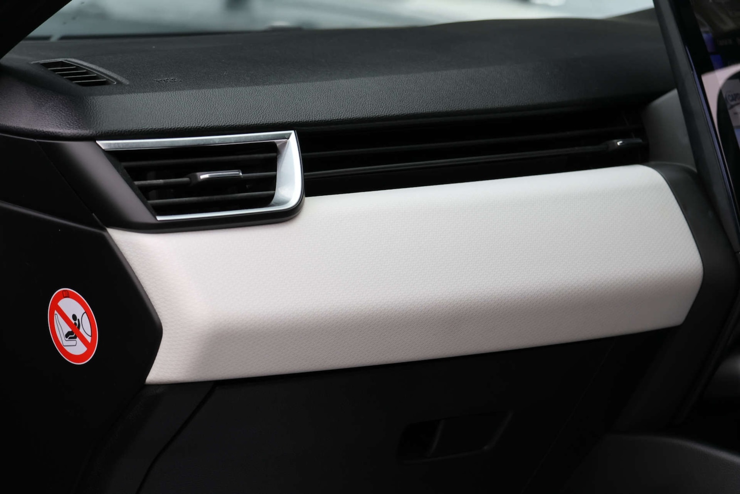 Used Renault Clio 2020 for sale - 76601275: Photo 12