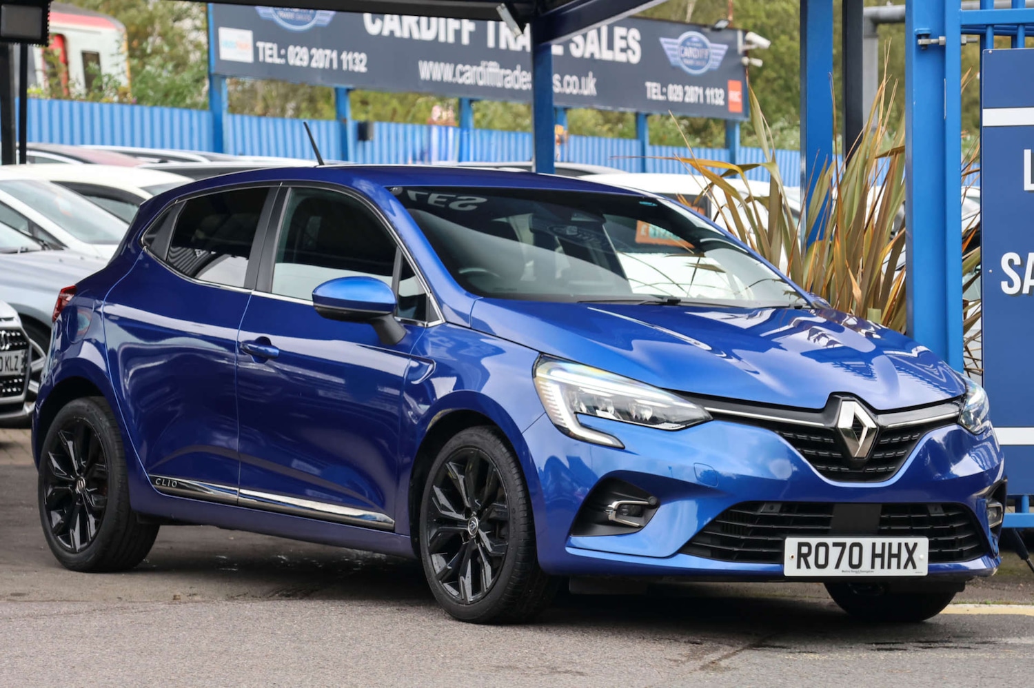 Used Renault Clio 2020 for sale - 76601275: Photo 2