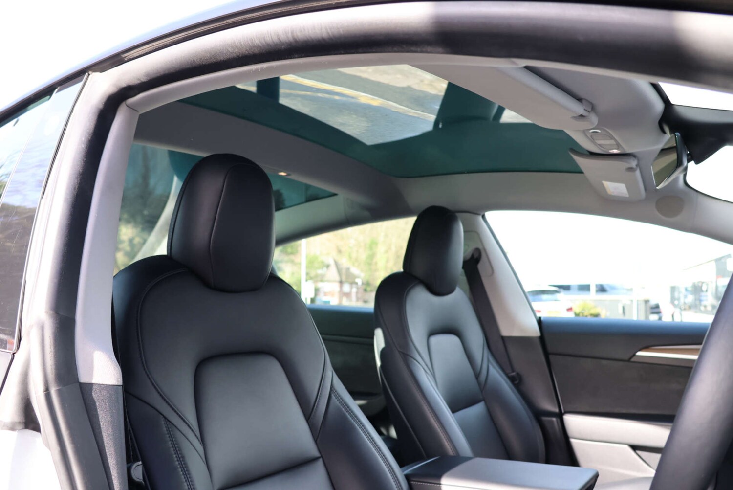 Used Tesla Model 3 2023 for sale - 77562669: Photo 5