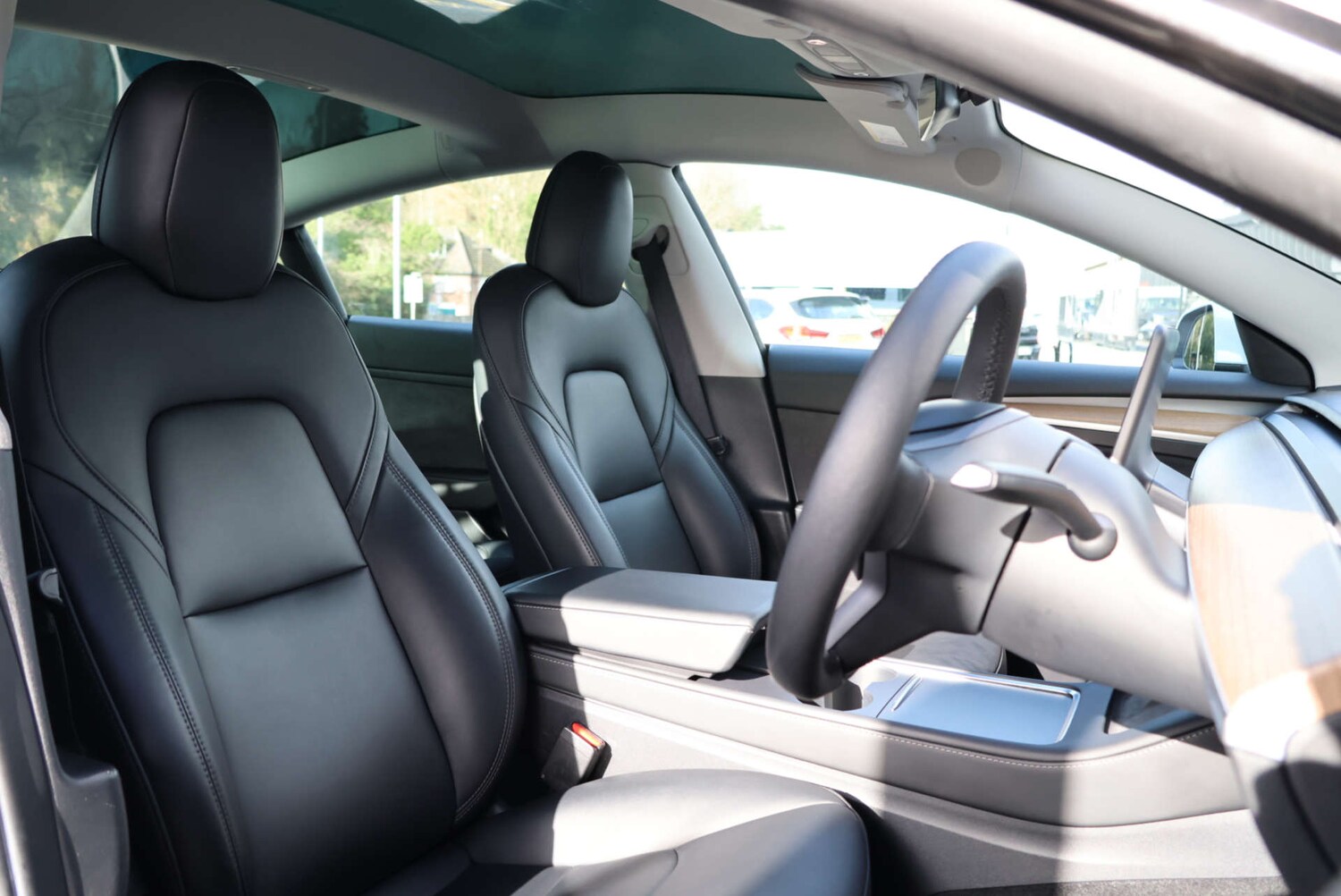 Used Tesla Model 3 2023 for sale - 77562669: Photo 6