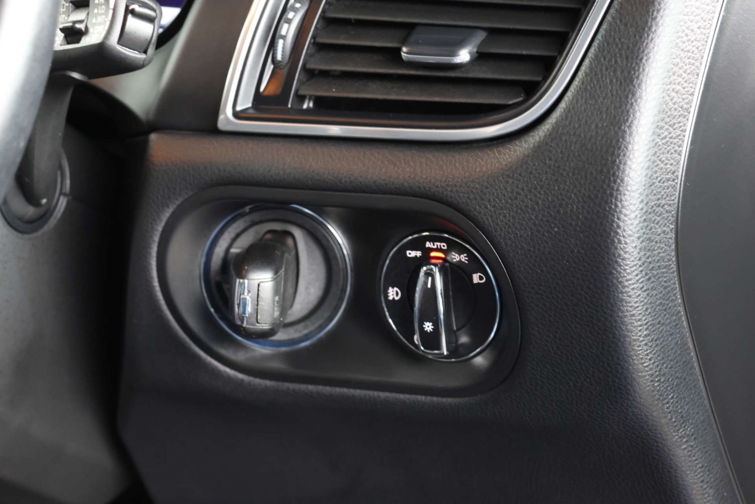 Used Porsche Macan 2018 for sale - 77609408: Photo 30