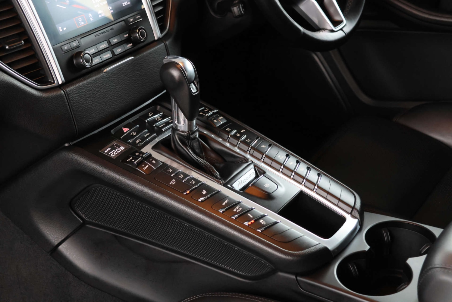 Used Porsche Macan 2018 for sale - 77609408: Photo 33