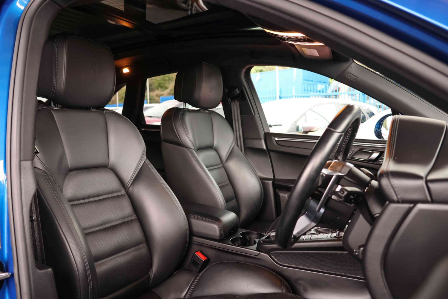 Used Porsche Macan 2018 for sale - 77609408: Photo 7