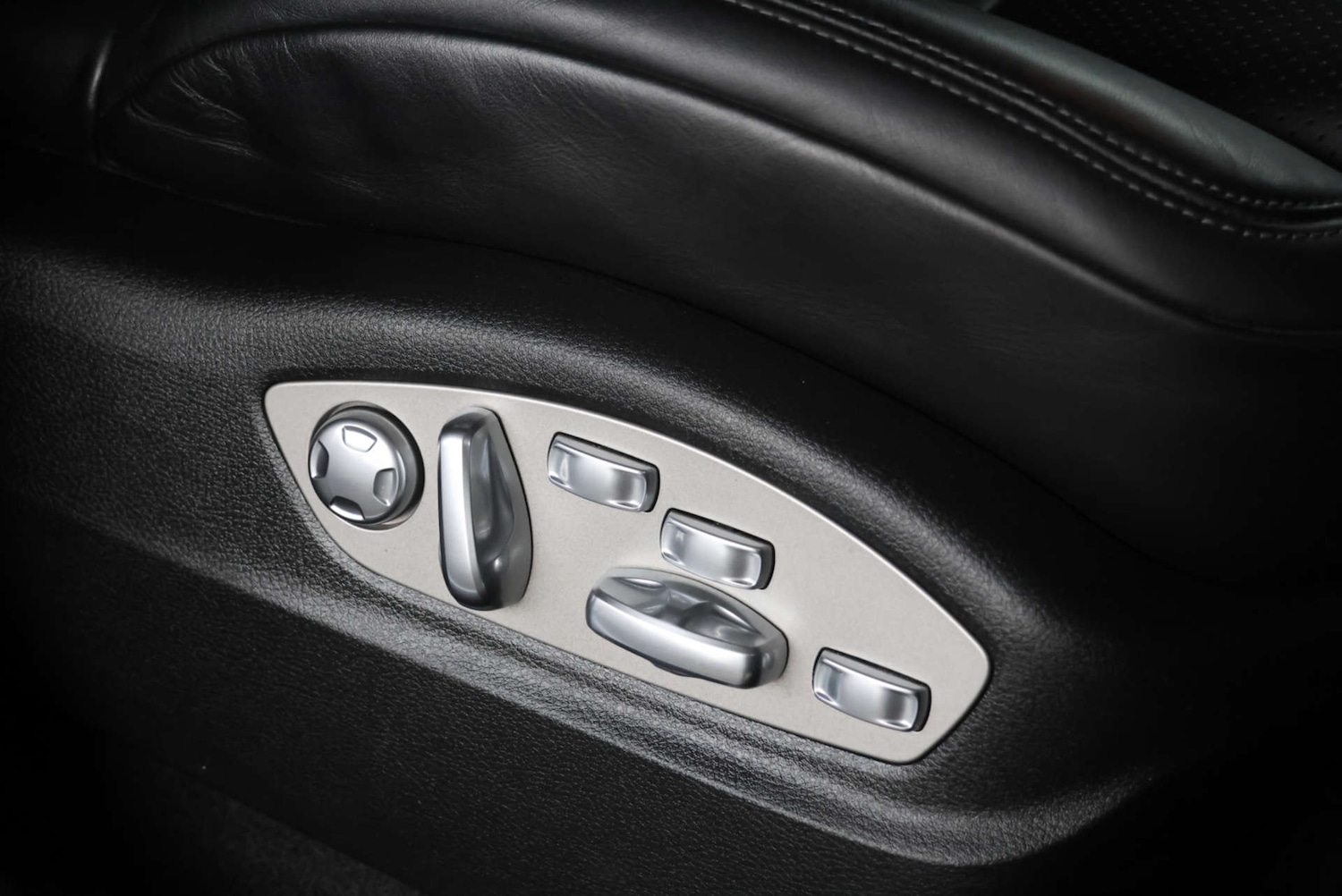 Used Porsche Macan 2018 for sale - 77609408: Photo 8