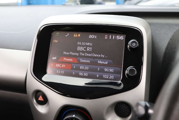 Used Peugeot 108 2016 for sale - 76278584: Photo 21
