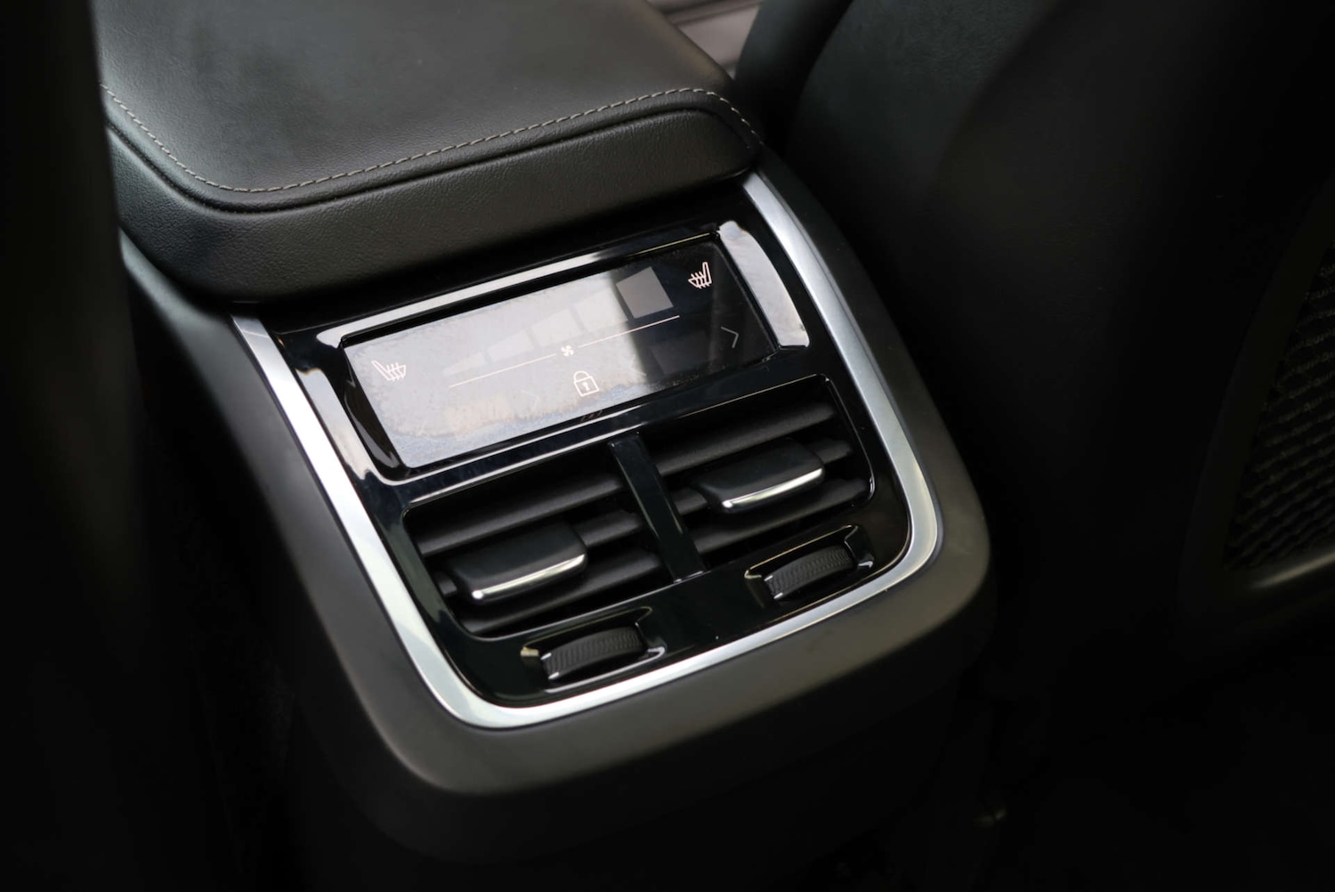 Used Volvo XC60 2022 for sale - 77765784: Photo 10