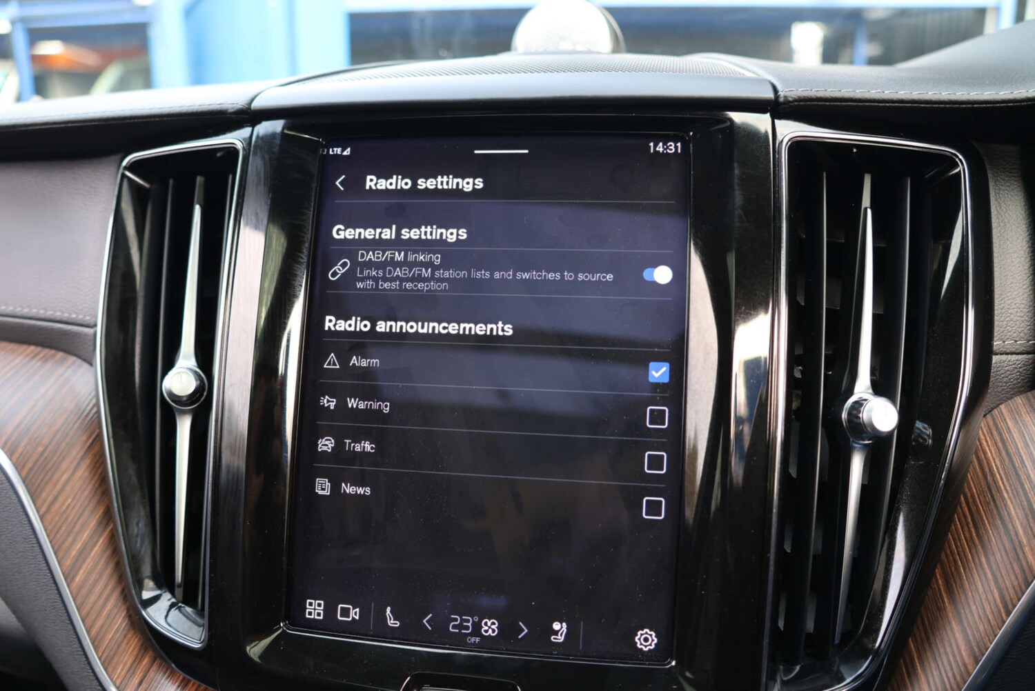 Used Volvo XC60 2022 for sale - 77765784: Photo 48