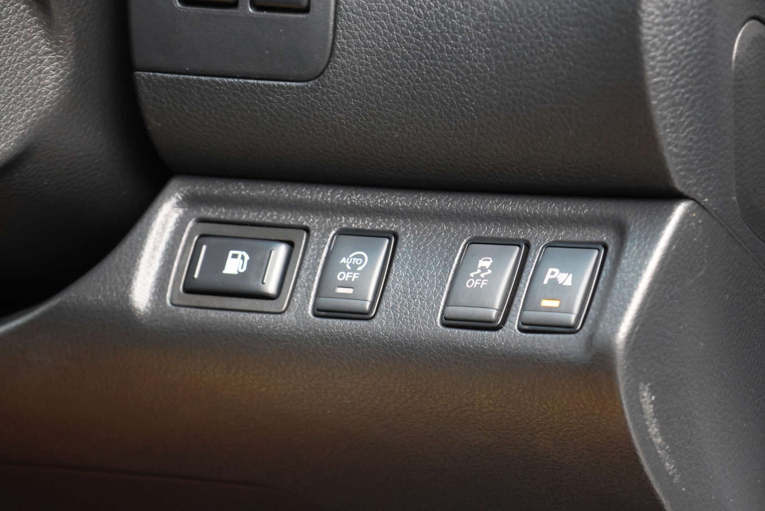 Used Nissan Navara 2017 for sale - 76594717: Photo 20