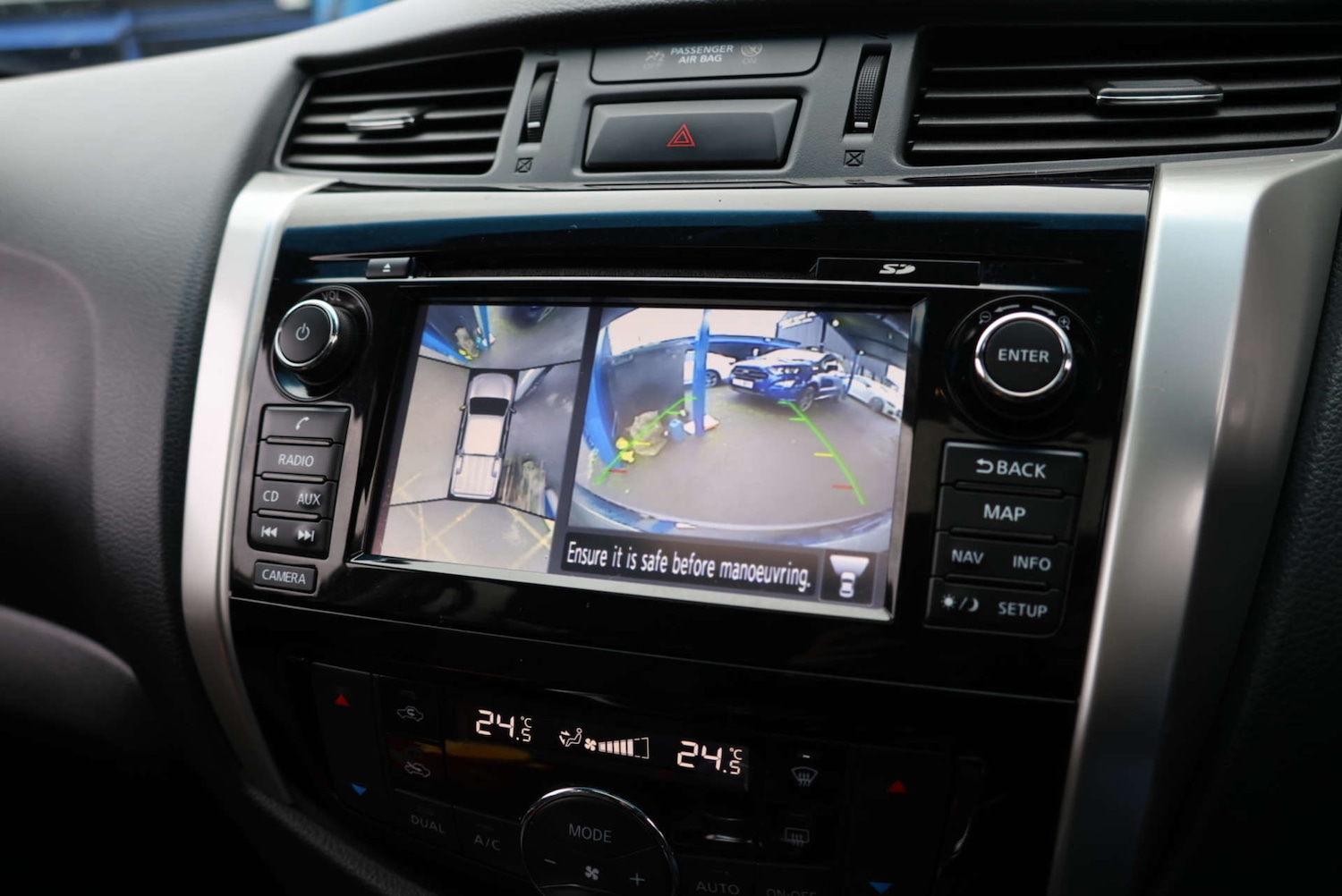 Used Nissan Navara 2017 for sale - 76594717: Photo 25