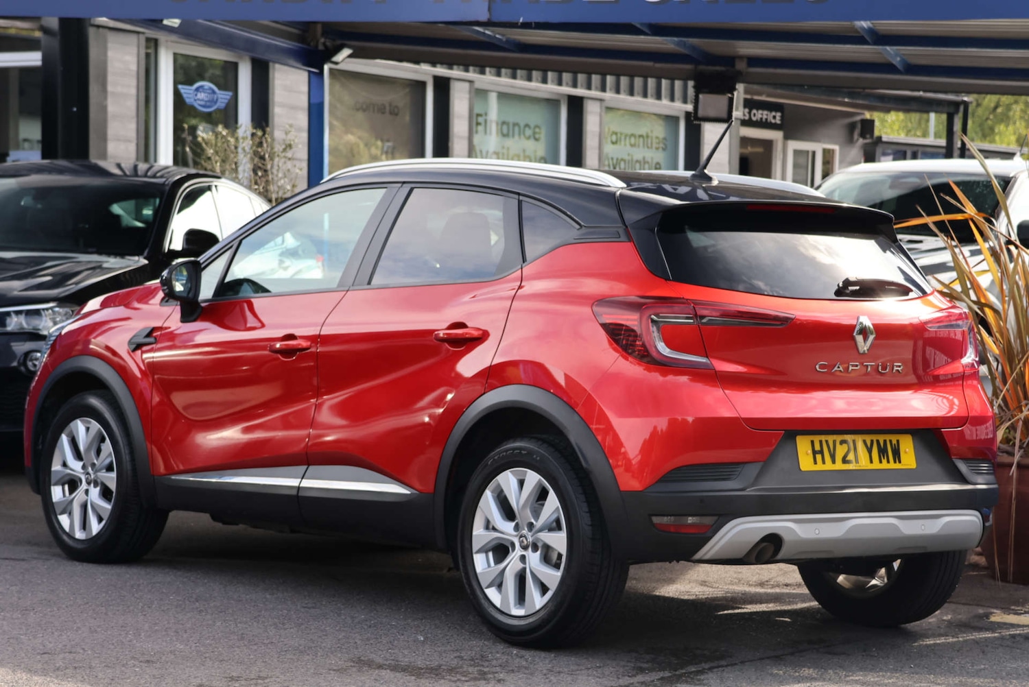Used Renault Captur 2021 for sale - 76363779: Photo 11