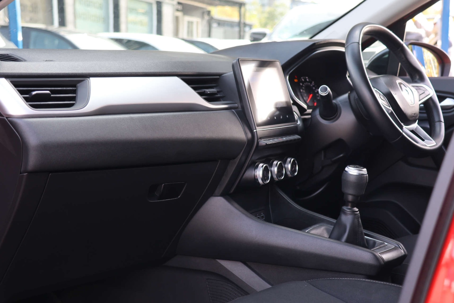 Used Renault Captur 2021 for sale - 76363779: Photo 9