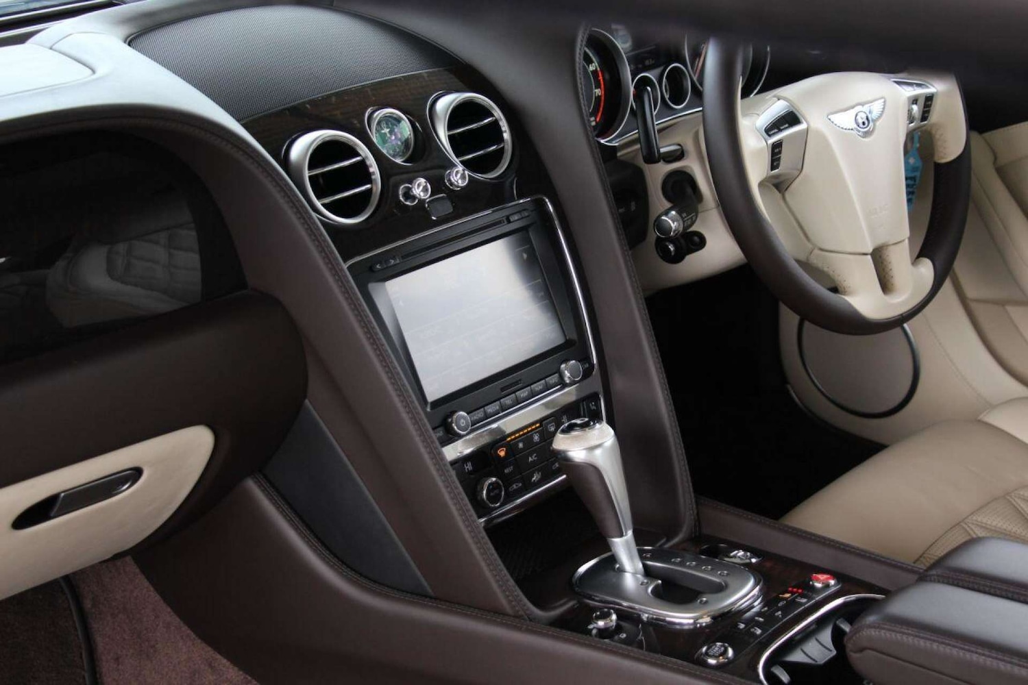 Used Bentley Continental 2014 for sale - 76402704: Photo 11