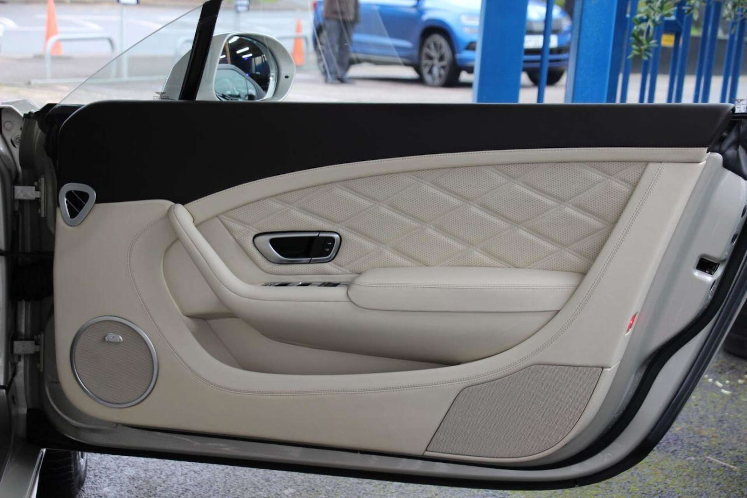 Used Bentley Continental 2014 for sale - 76402704: Photo 30