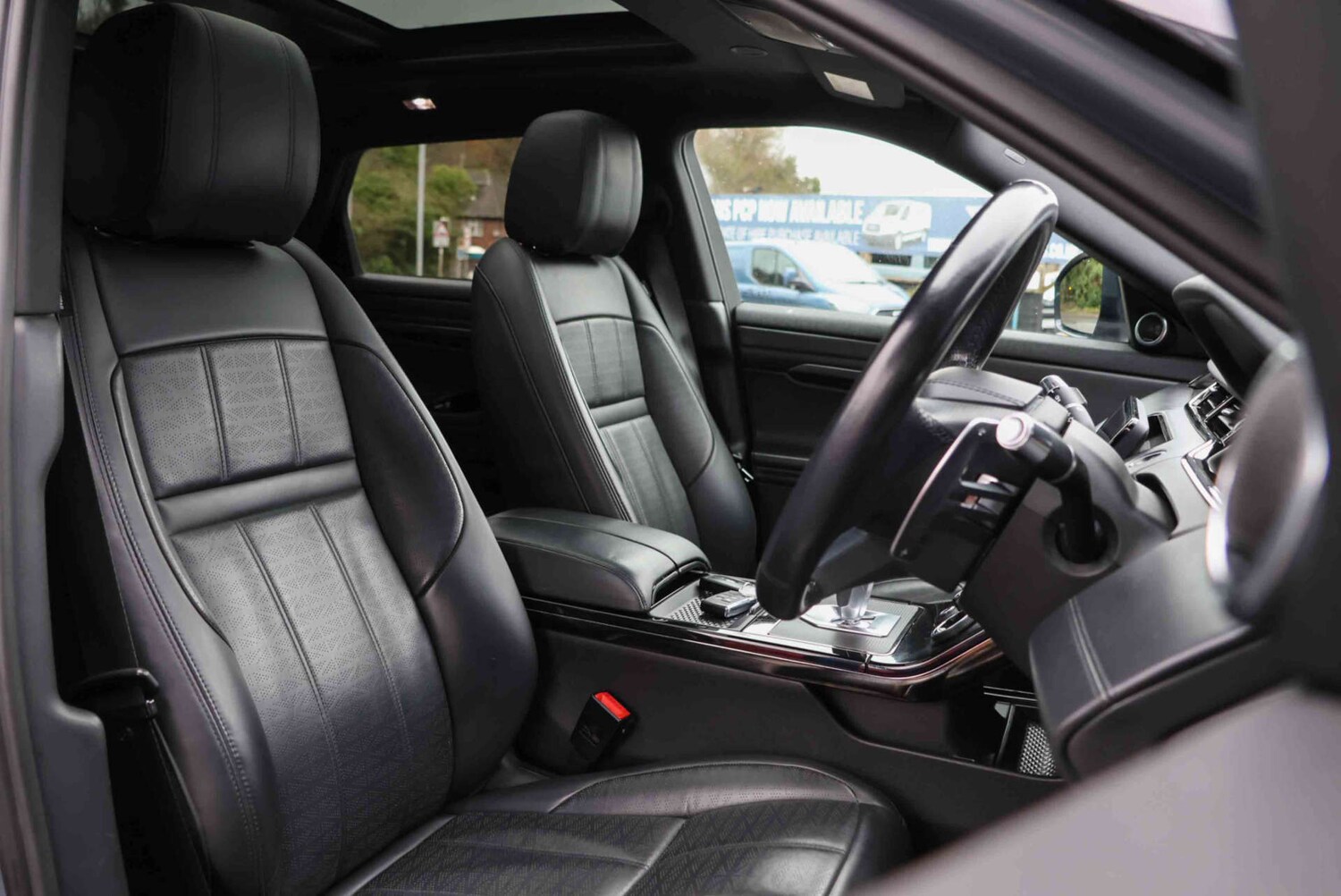 Used Land Rover Range Rover Evoque 2021 for sale - 77621932: Photo 6