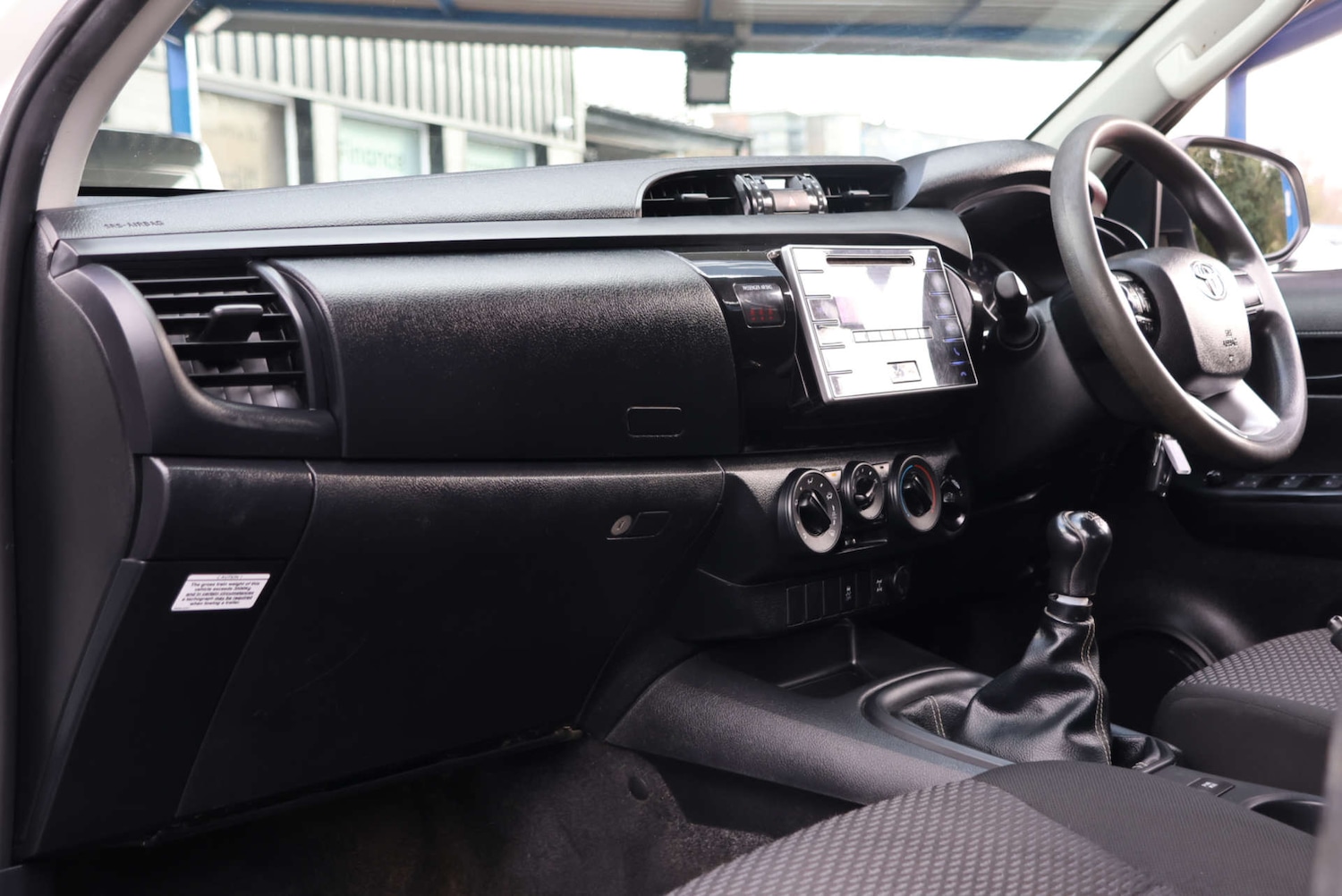 Used Toyota Hilux 2017 for sale - 77392244: Photo 9