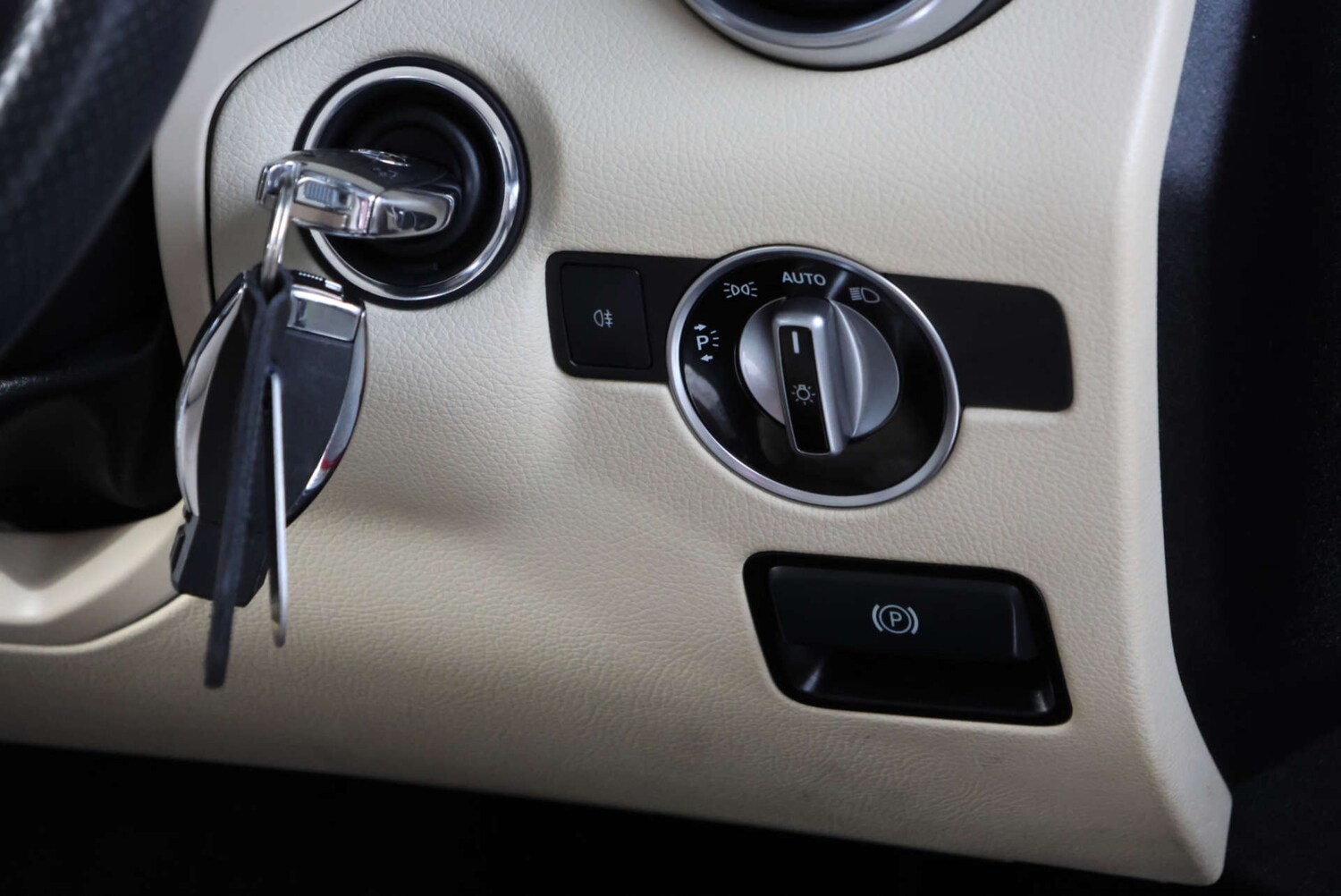 Used Mercedes-Benz SLC 2018 for sale - 77762314: Photo 46