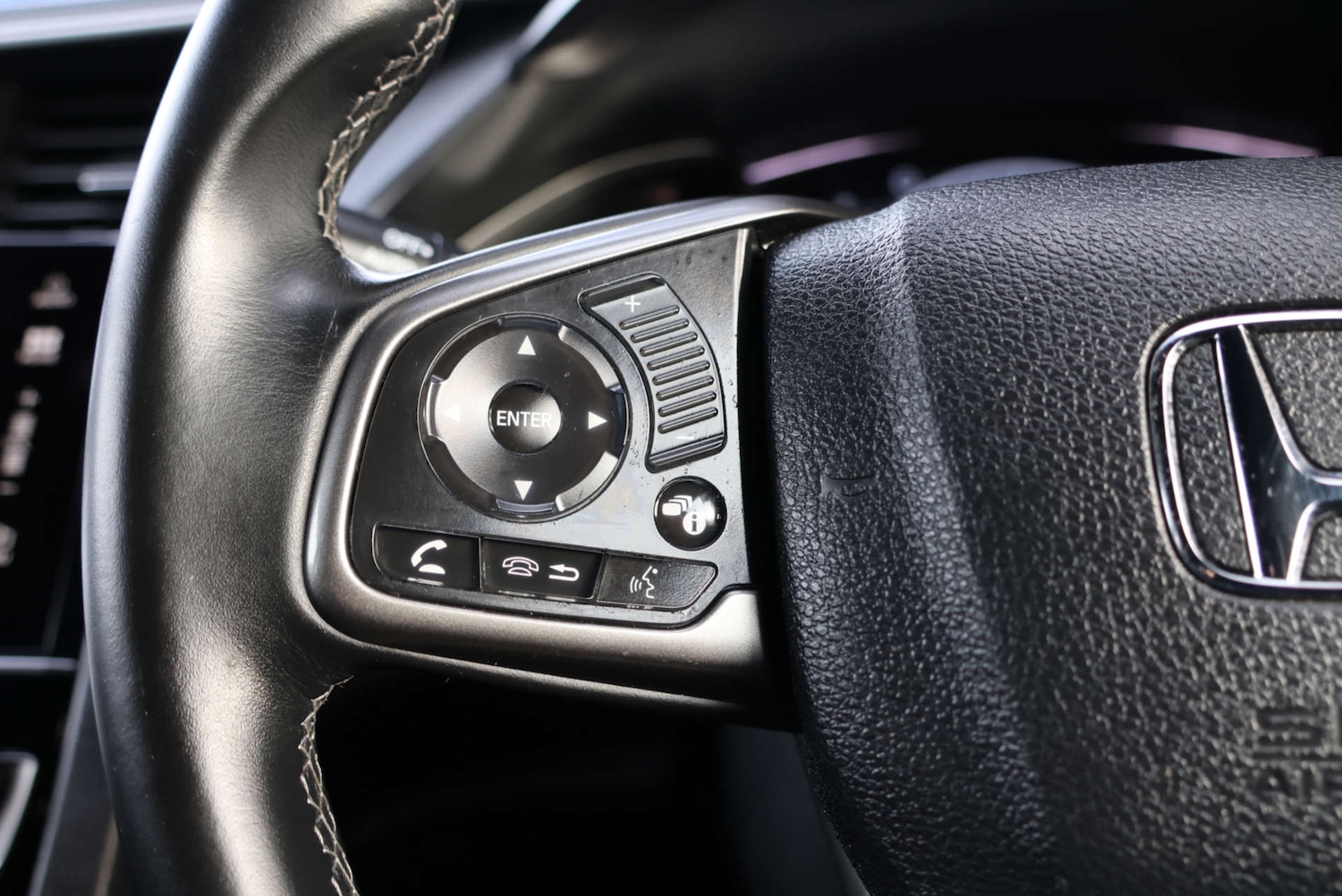 Used Honda Civic 2017 for sale - 77152812: Photo 23