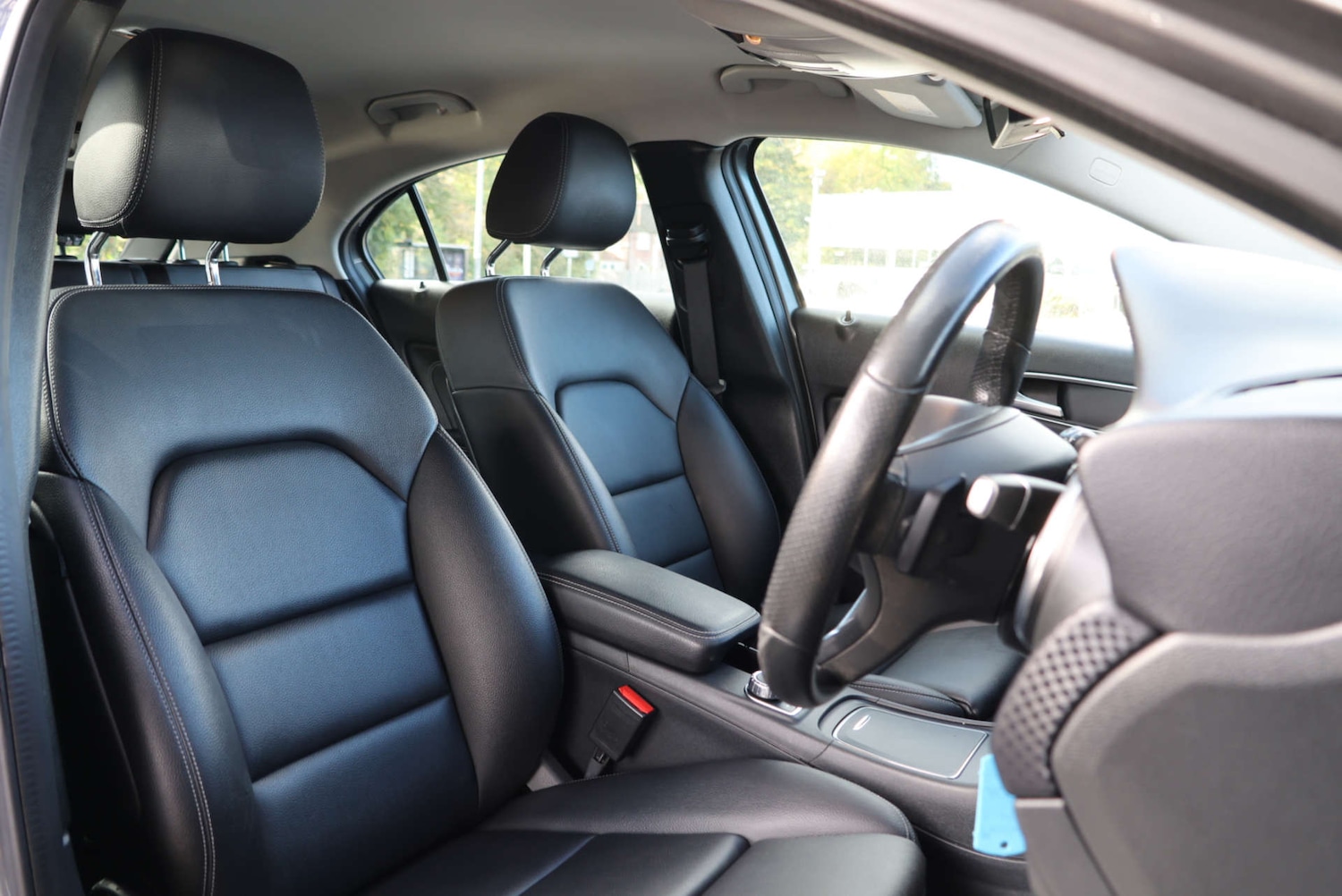 Used Mercedes-Benz A-Class 2018 for sale - 76379426: Photo 5