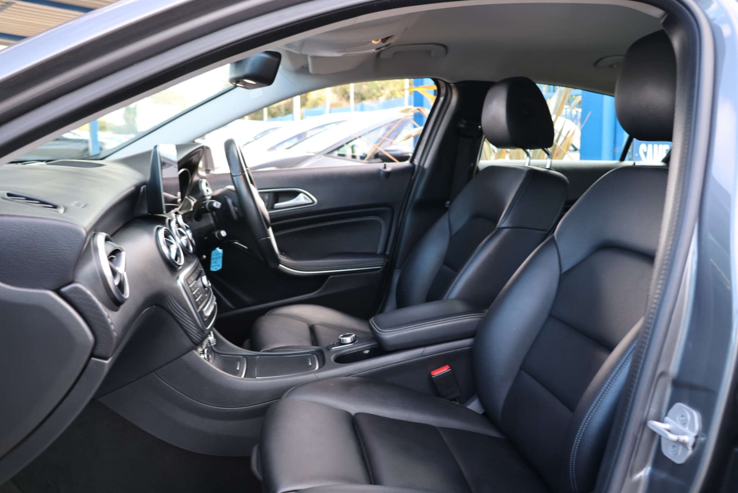 Used Mercedes-Benz A-Class 2018 for sale - 76379426: Photo 8