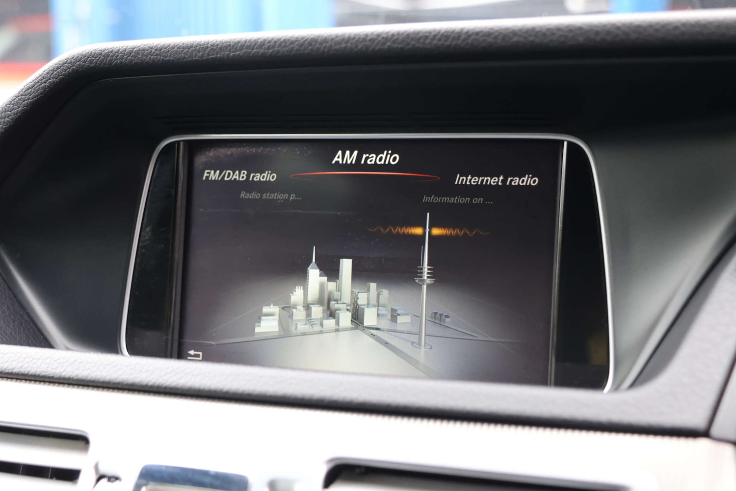 Used Mercedes-Benz E Class 2016 for sale - 76453782: Photo 31