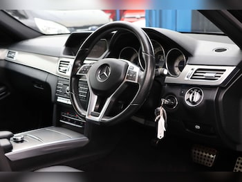 Used Mercedes-Benz E Class 2016 for sale - 76453782: Photo