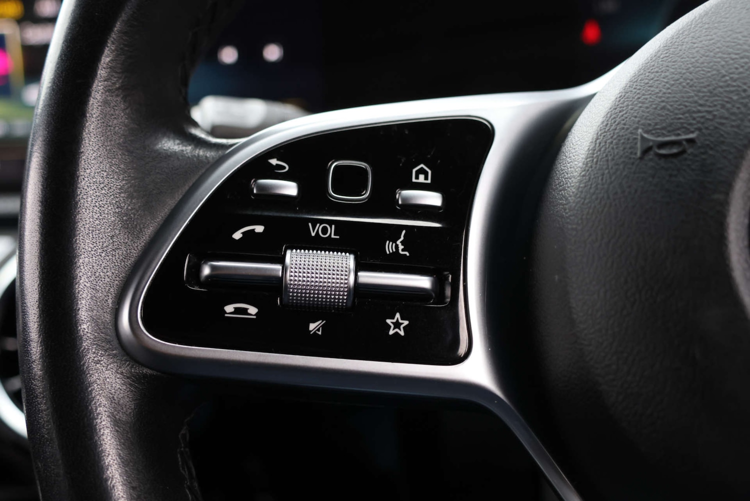 Used Mercedes-Benz A-Class 2018 for sale - 76449823: Photo 28