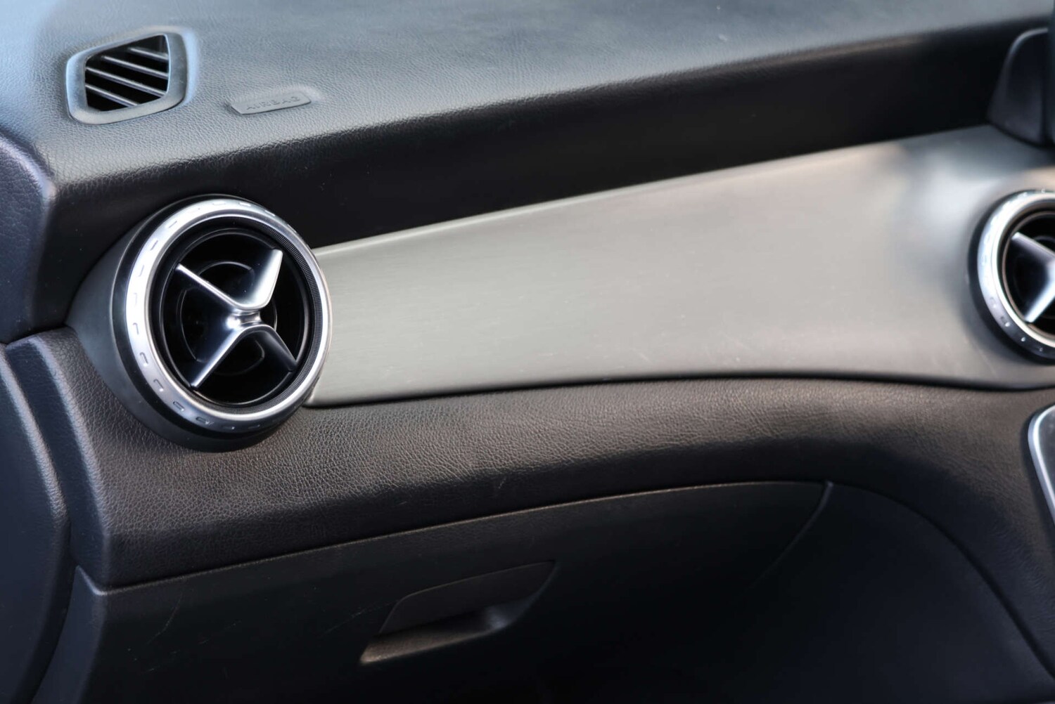 Used Mercedes-Benz GLA 2016 for sale - 77655612: Photo 10