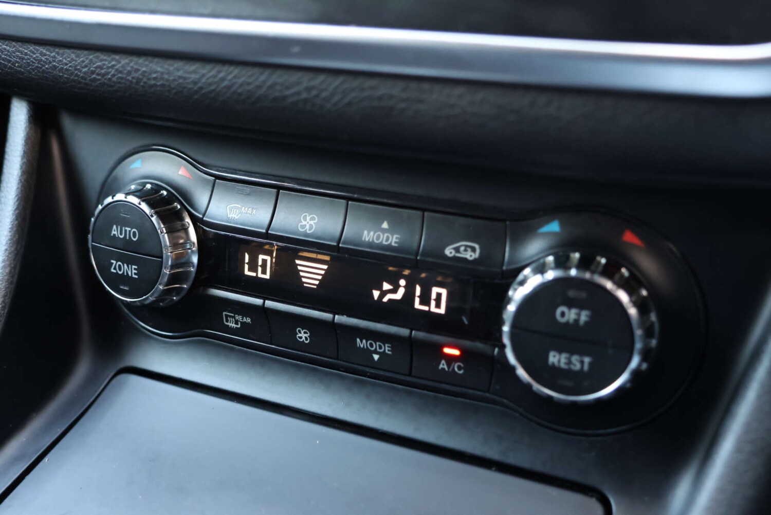 Used Mercedes-Benz GLA 2016 for sale - 77655612: Photo 22