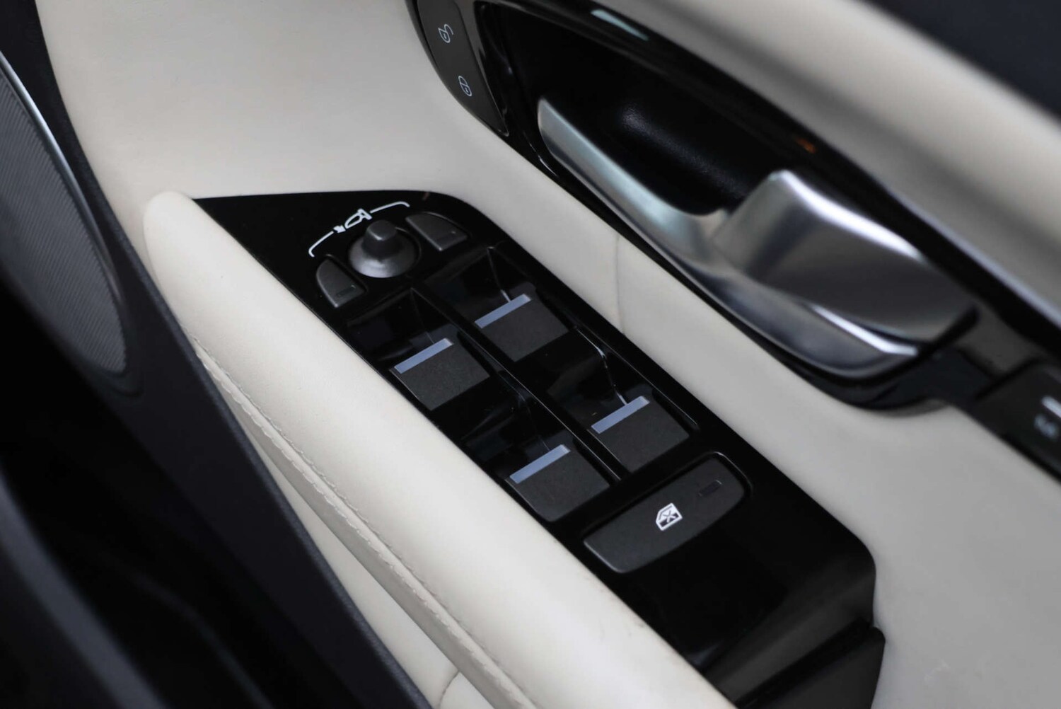 Used Land Rover Range Rover Evoque 2016 for sale - 77850721: Photo 24