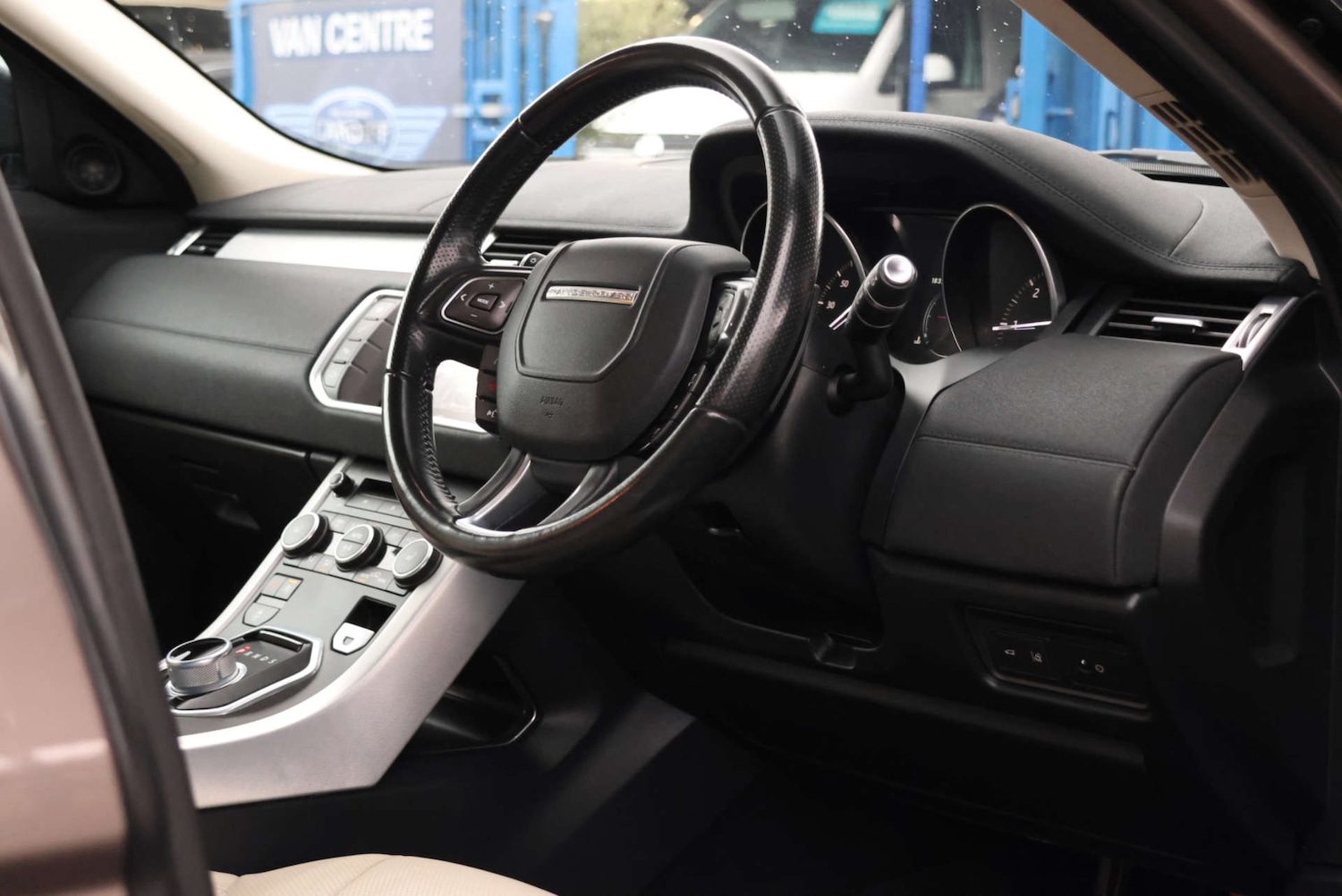 Used Land Rover Range Rover Evoque 2016 for sale - 77850721: Photo 4